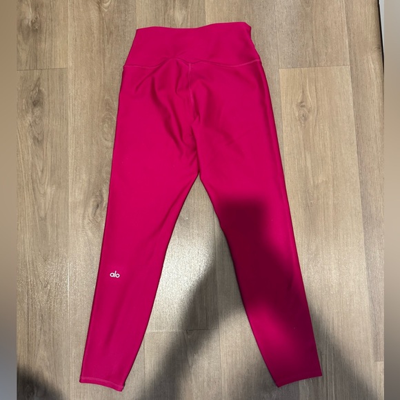 ALO Yoga Hot Pink Leggings - Picture 2 of 3